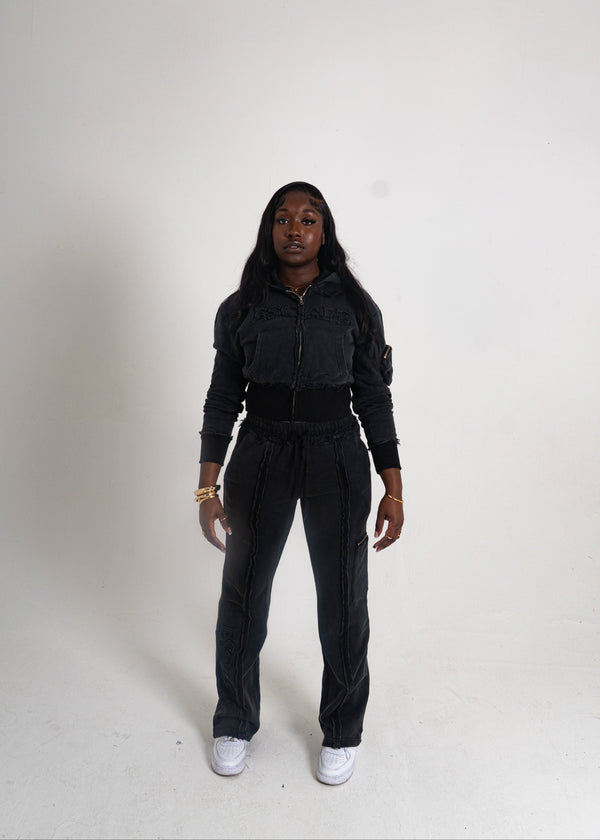 Cropped Black Breakthrough Tracksuit